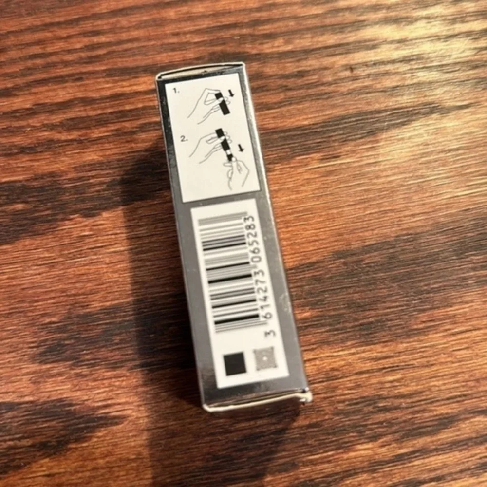 L'Absolu Rouge Intimatte Lipstick - 130 Not Flirting